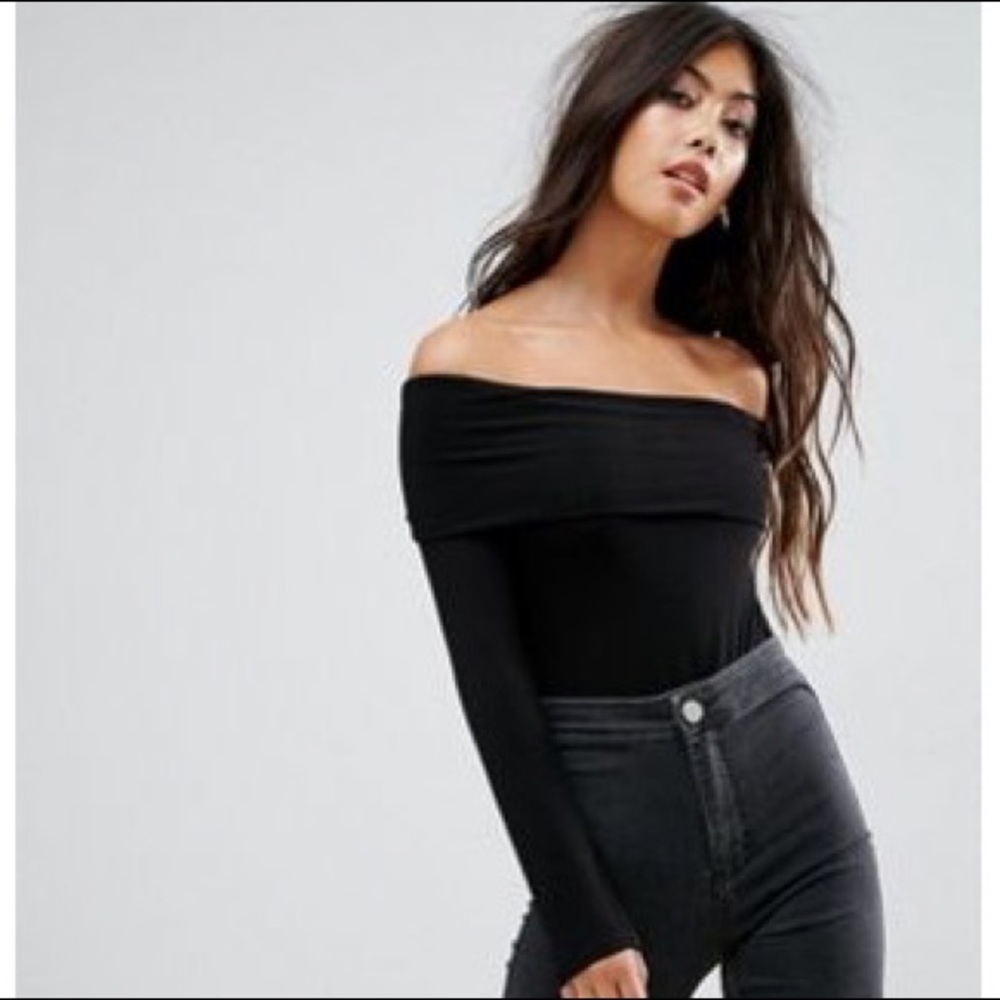 5/$25 Asos Foldover Long Sleeve Top